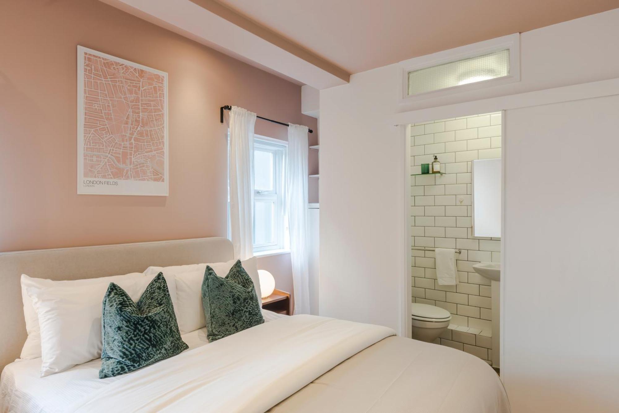 Bijou Flat On Broadway Market Londra Exterior foto